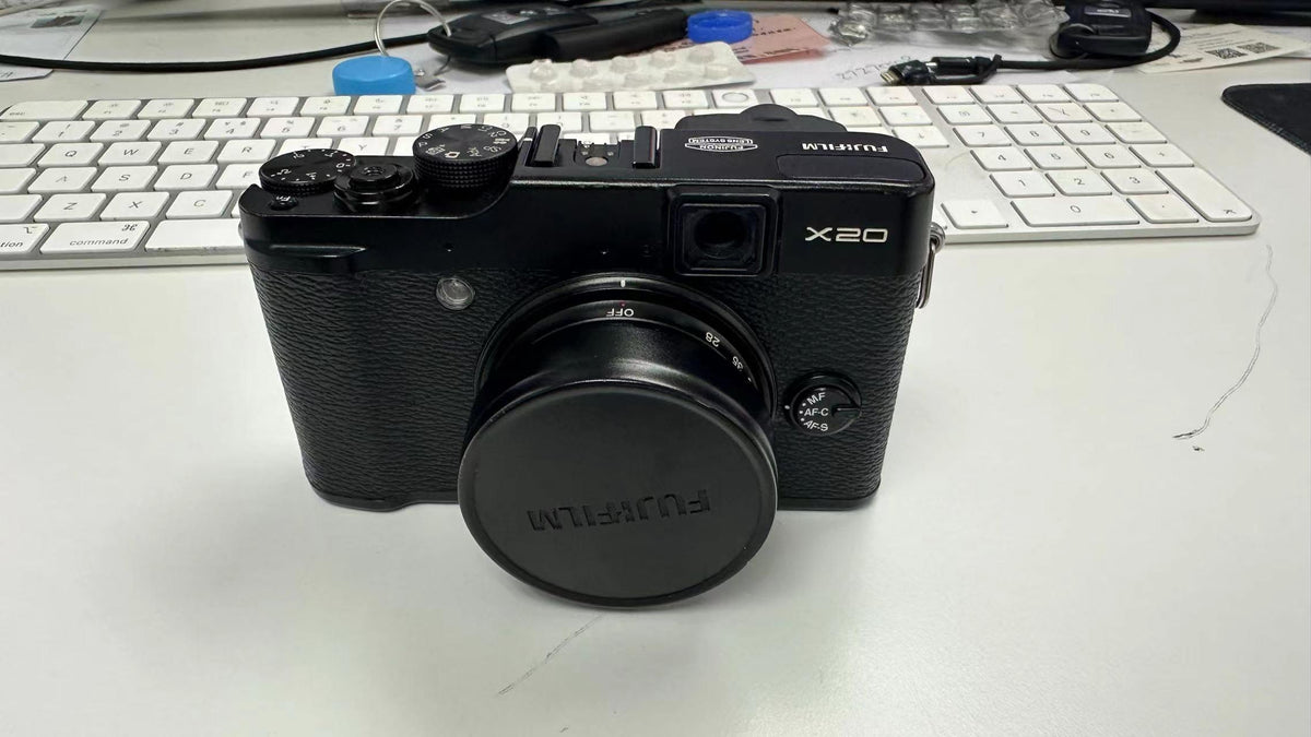 （特價）(USED) Fujifilm X20 復古旁軸 單電數碼相機 文藝 旅行 Camera 90%NEW - C2 Computer