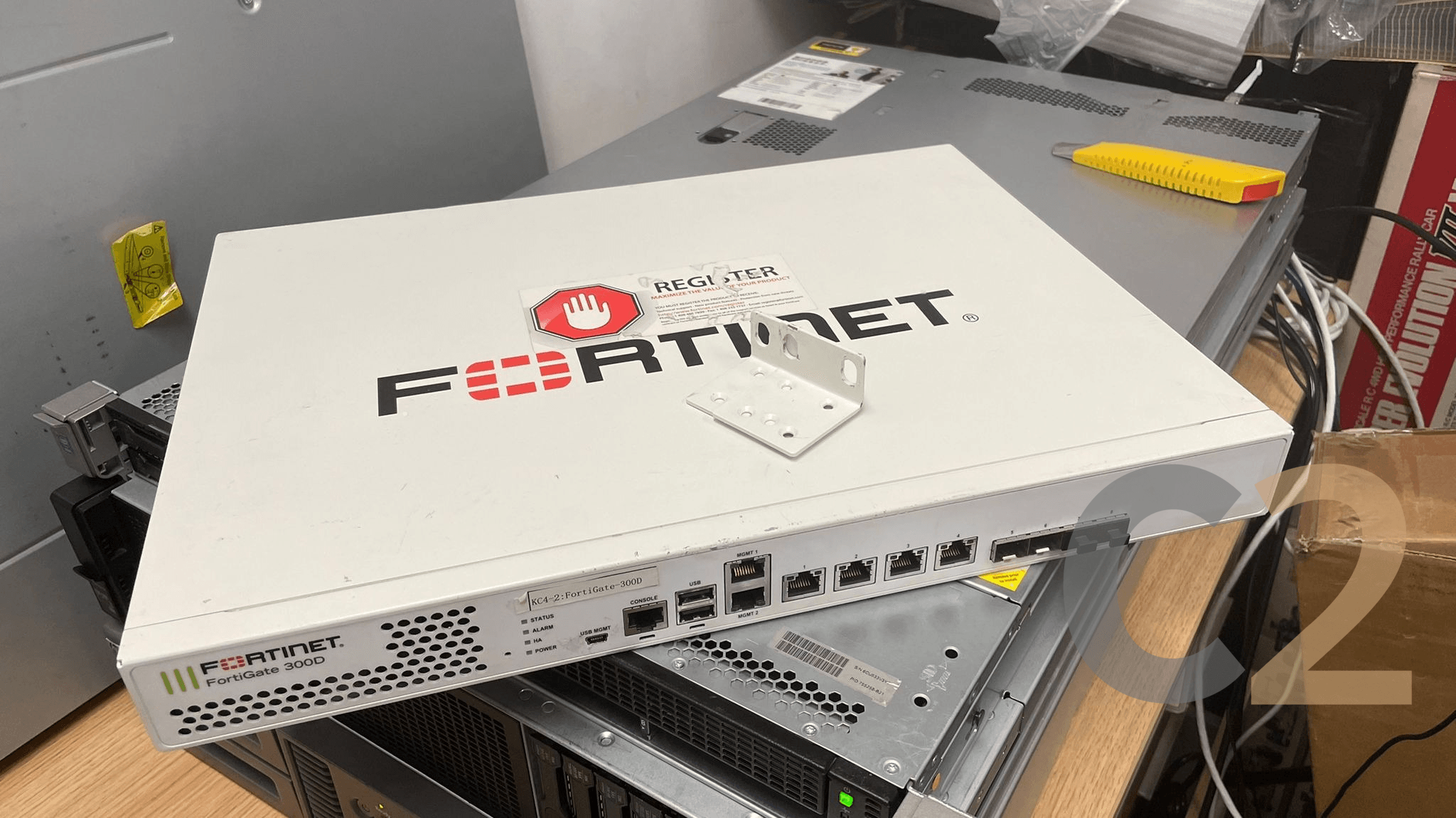 (特價1台)(USED) FortiGate-300D Fortinet FG-300D UTM Next-Gen Firewall - C2 Computer
