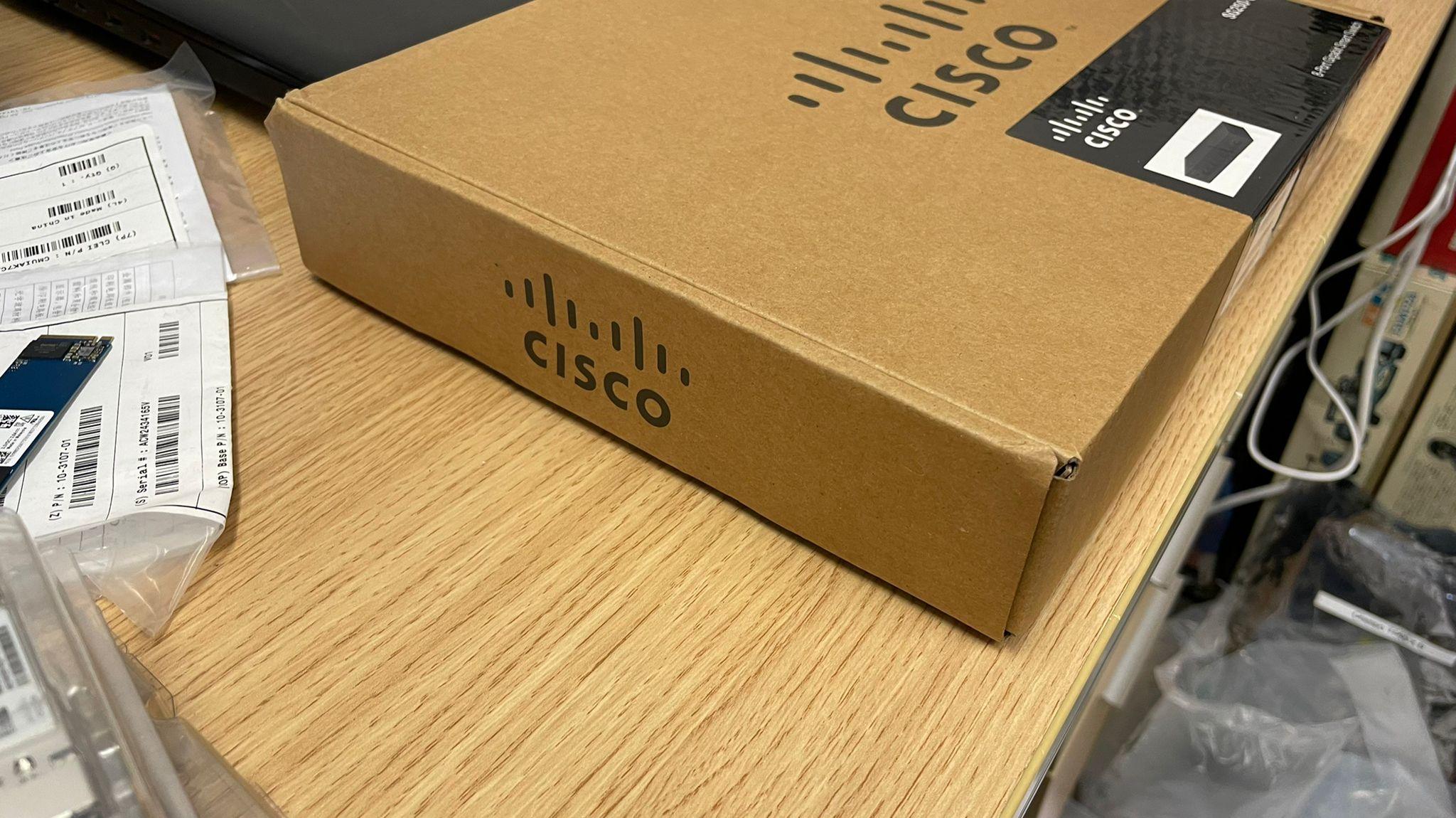 (特價全新) CISCO SG250-08 SMART SWITCH 8 x GBE PORTS 8 x 1Gbe RJ45 Ports UK Plug (SG250-08-K9-NA) 100% NEW - C2 Computer